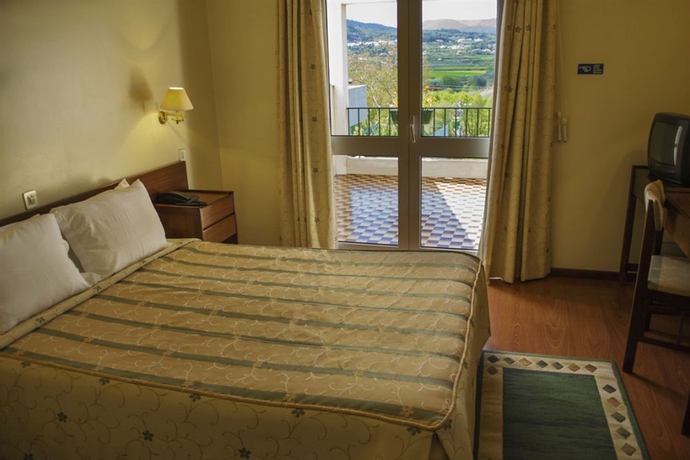 Imagen de la habitación del Hotel Belsol. Foto 8