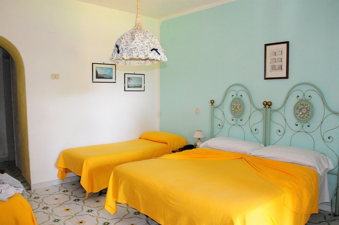 Imagen de la habitación del Hotel Belsole Ischia. Foto 8