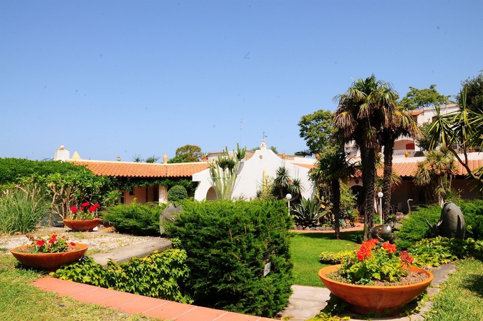 Imagen de los exteriores del Hotel Belsole Ischia. Foto 11