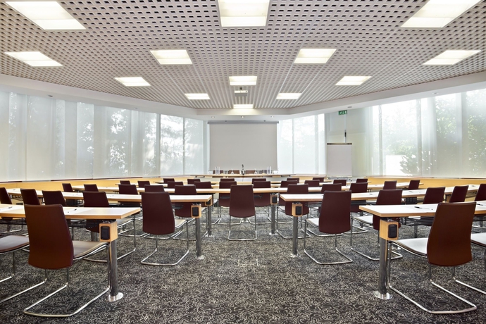 Imagen de los interiores del Hotel Belstay Milano Assago. Foto 8