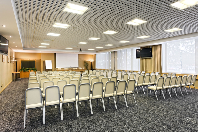 Imagen de los interiores del Hotel Belstay Milano Assago. Foto 9