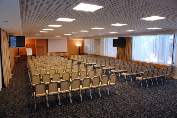 Imagen de los interiores del Hotel Belstay Milano Assago. Foto 13