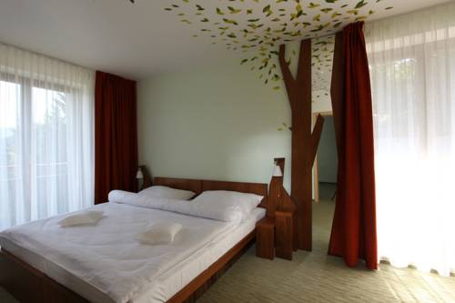 Imagen de la habitación del Hotel Beltine Forest. Foto 4