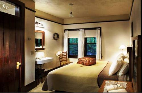 Imagen de la habitación del Hotel Belton Chalet. Foto 12