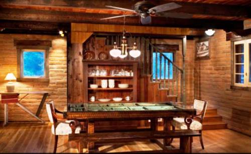 Imagen de la habitación del Hotel Belton Chalet. Foto 16