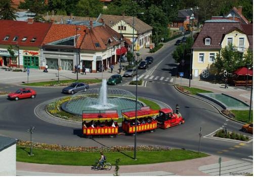 Imagen general del Hotel Belv&aacute;rosi Apartmanh&aacute;z. Foto 2