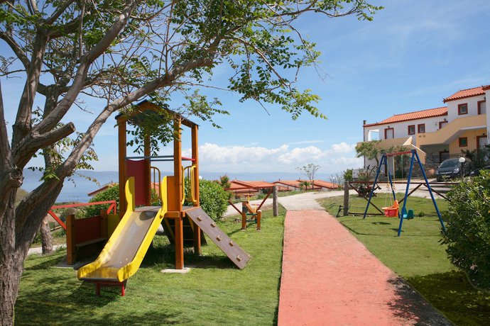 Imagen de los exteriores del Hotel Belvedere Aeolis, Mythimna. Foto 15
