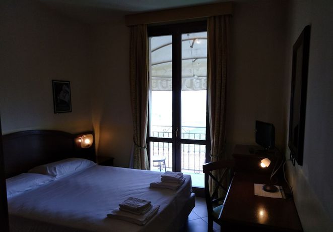 Imagen de la habitación del Hotel Belvedere, Alice Bel Colle. Foto 13