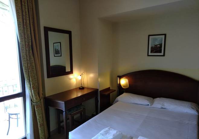 Imagen de la habitación del Hotel Belvedere, Alice Bel Colle. Foto 16