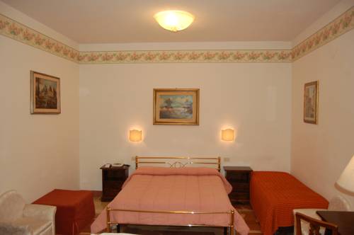 Imagen de la habitación del Hotel Belvedere, Asis. Foto 9