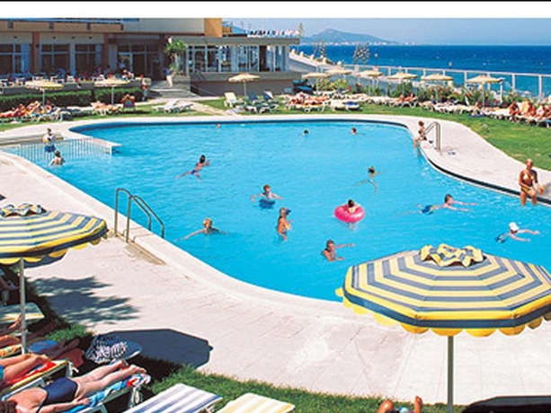 Imagen general del Hotel Belvedere Beach. Foto 12