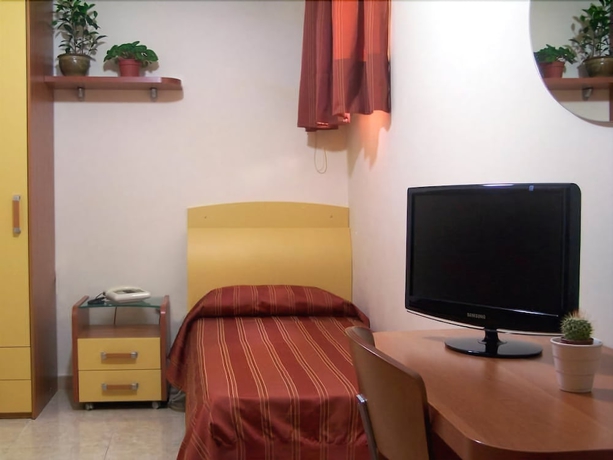 Imagen de la habitación del Hotel Belvedere, Caserta. Foto 13
