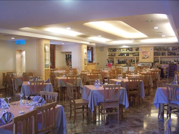 Imagen del bar/restaurante del Hotel Belvedere, Caserta. Foto 2