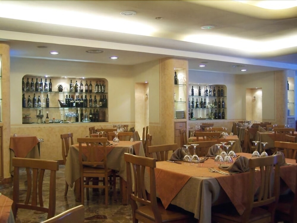 Imagen del bar/restaurante del Hotel Belvedere, Caserta. Foto 4