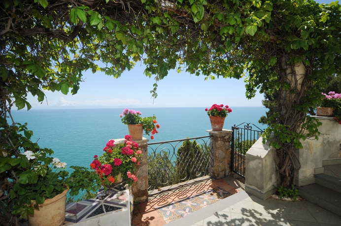 Imagen de los exteriores del Hotel Belvedere, Conca dei Marini. Foto 10