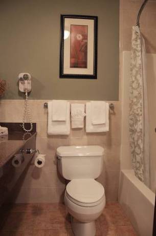 Imagen de la habitación del Hotel Belvedere Inn. Foto 4