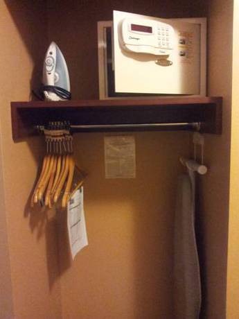 Imagen de la habitación del Hotel Belvedere Inn. Foto 9