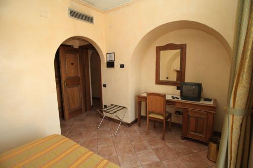 Imagen general del Hotel Belvedere, LANUSEI - ARZANA. Foto 5