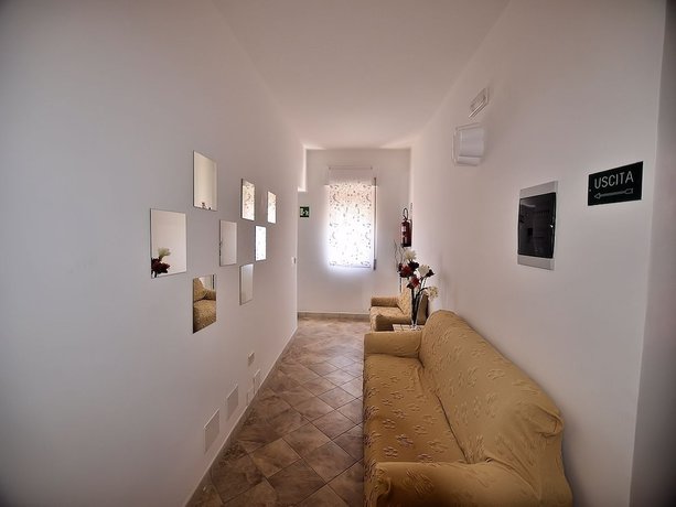 Imagen de los interiores del Hotel Belvedere, Lampedusa. Foto 20