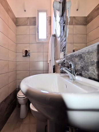 Imagen de la habitación del Hotel Belvedere, Lampedusa. Foto 10
