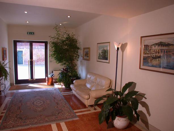 Imagen de los interiores del Hotel Belvedere, Lido di Venezia. Foto 17