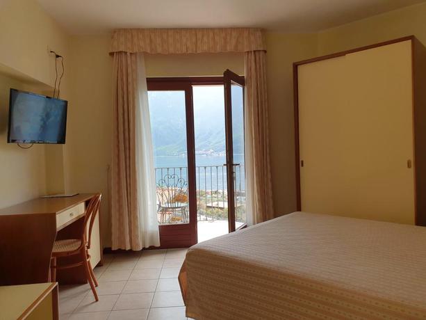 Imagen de la habitación del Hotel Belvedere, Limone sul Garda. Foto 3