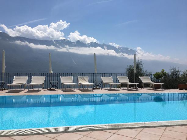 Imagen de la piscina del Hotel Belvedere, Limone sul Garda. Foto 11