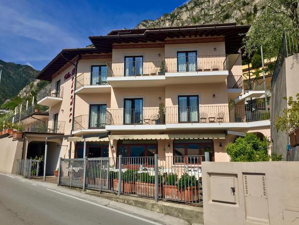 Imagen de los exteriores del Hotel Belvedere, Limone sul Garda. Foto 8