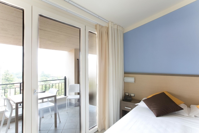 Imagen de la habitación del Hotel Belvedere, Manerba del Garda. Foto 6