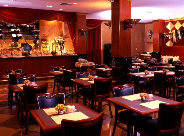 Imagen del bar/restaurante del Hotel Belvedere, Midtown. Foto 2