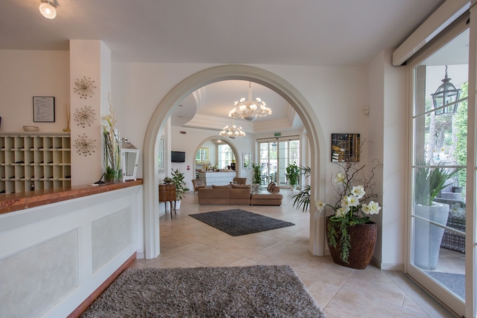 Imagen de los interiores del Hotel Belvedere, Milano Marittima. Foto 19