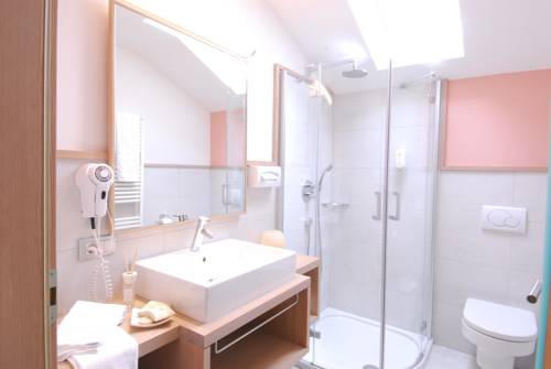 Imagen de la habitación del Hotel Belvedere, San Genesio. Foto 8