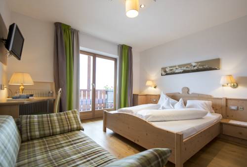 Imagen de la habitación del Hotel Belvedere, San Genesio. Foto 12