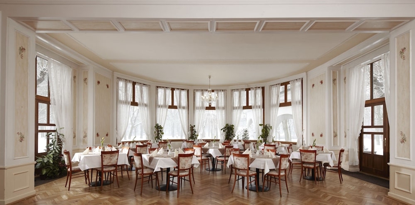 Imagen del bar/restaurante del Hotel Belvedere Spa House. Foto 7