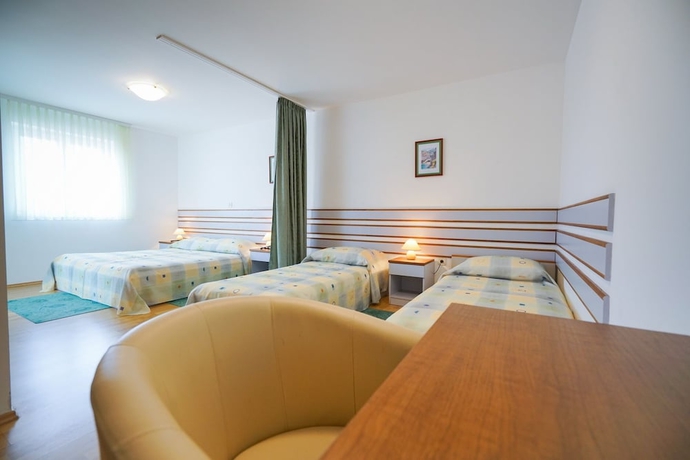 Imagen de la habitación del Hotel Belvedere, Sukosan. Foto 12