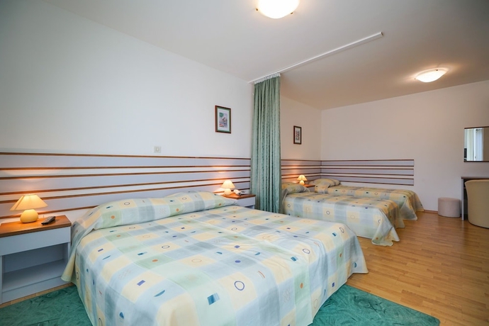 Imagen de la habitación del Hotel Belvedere, Sukosan. Foto 13