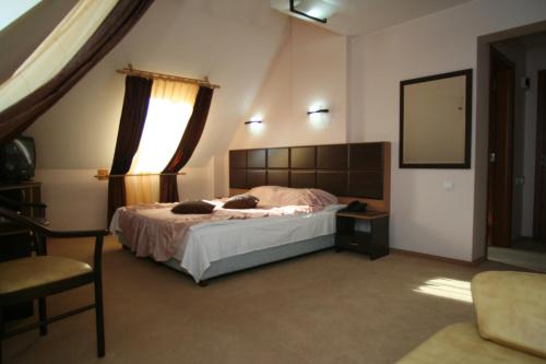 Imagen de la habitación del Hotel Belvedere, Vatra Dornei. Foto 6