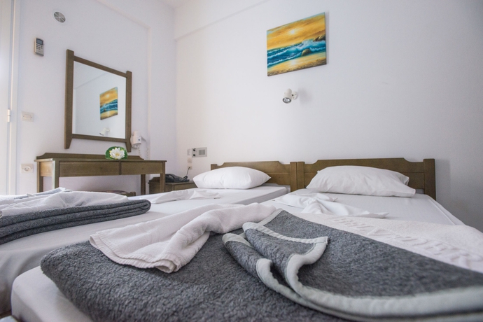 Imagen de la habitación del Hotel Belvedere Village, Agia Pelagia. Foto 5