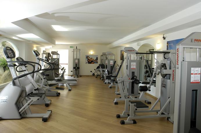 Imagen de los interiores del Hotel Belvedere and Paradise Club Center. Foto 15