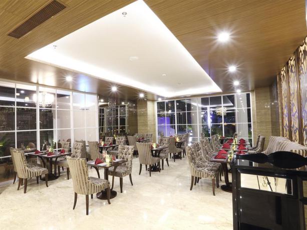Imagen del bar/restaurante del Hotel Belviu Bandung. Foto 6