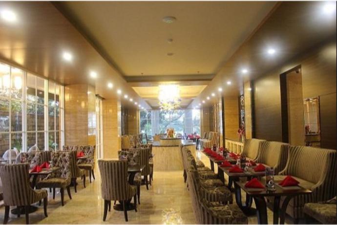 Imagen del bar/restaurante del Hotel Belviu Bandung. Foto 8
