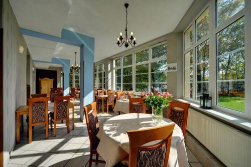 Imagen del bar/restaurante del Hotel Belweder, Karpacz. Foto 3