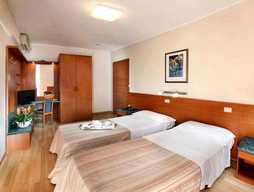 Imagen de la habitación del Hotel Bembo. Foto 10