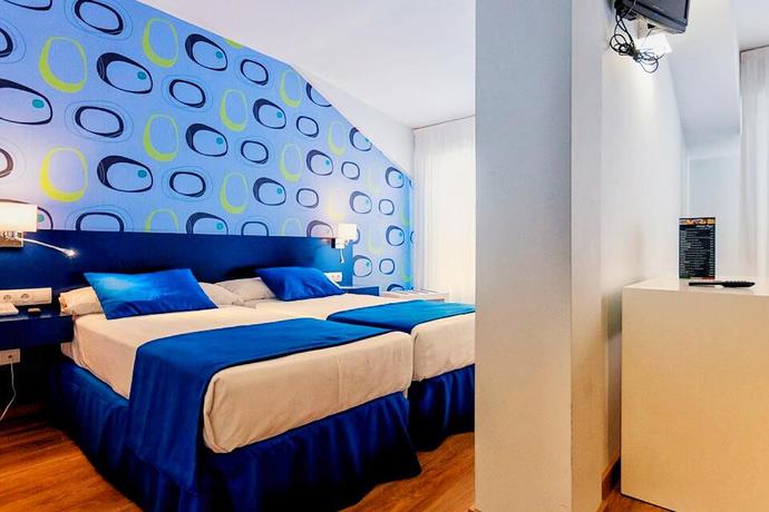 Imagen de la habitación del Hotel Bemon Playa. Foto 6