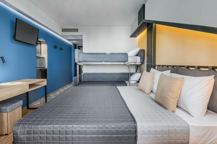 Imagen de la habitación del Hotel Bemyguest Comfort Pidna. Foto 19