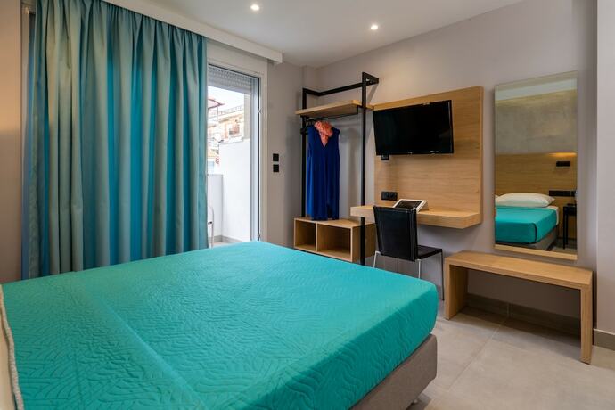 Imagen de la habitación del Hotel Bemyguest Comfort Zefyros. Foto 14
