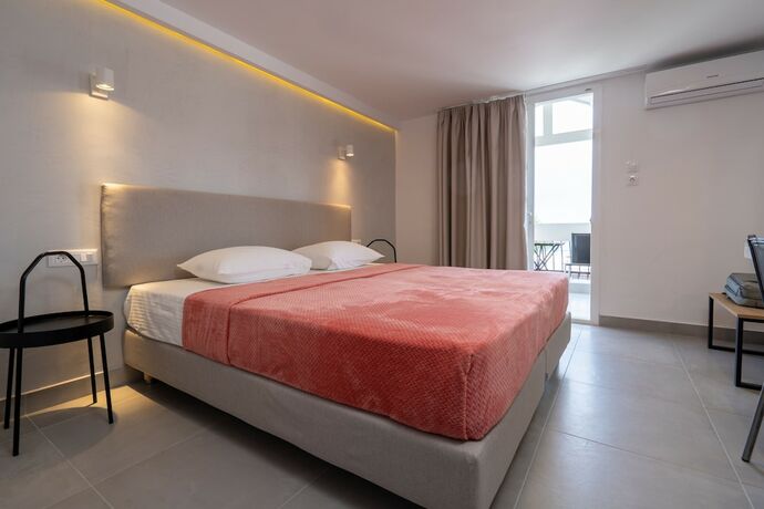 Imagen de la habitación del Hotel Bemyguest Comfort Zefyros. Foto 20