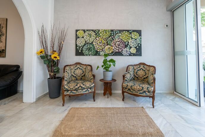 Imagen general del Hotel Bemyguest Comfort Zefyros. Foto 10