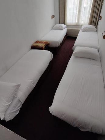 Imagen de la habitación del Hotel Ben Centre. Foto 14