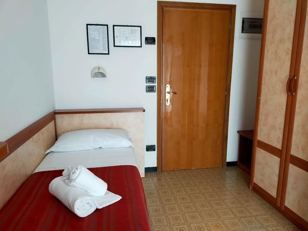 Imagen de la habitación del Hotel Ben Hur, Rimini. Foto 2